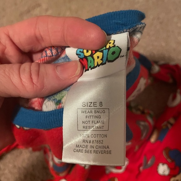 Super Mario PJs sz8 - Picture 5 of 5